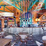 Bull Dorado & Otel