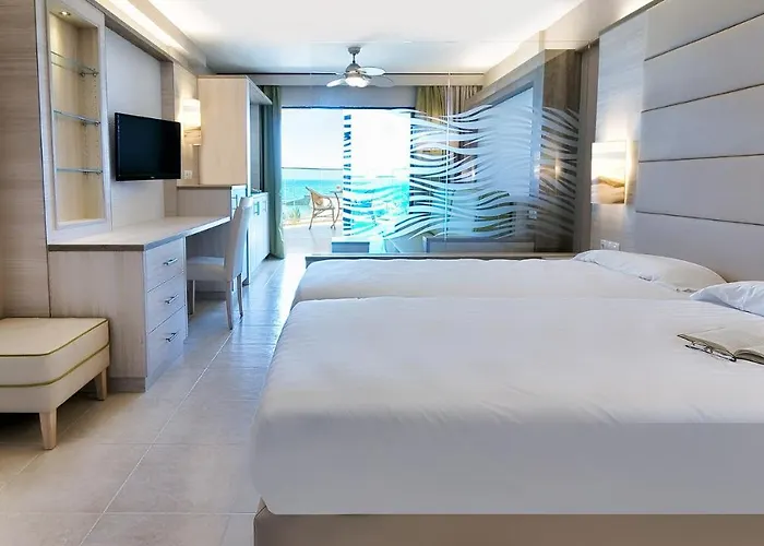 Bull Dorado & 3* Arguineguin