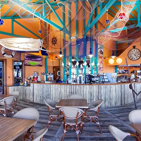 Bull Dorado & Hotel