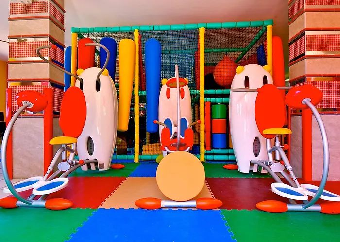 Bull Dorado & Hotel 3*